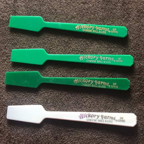 Vintage Hickory Farms of Ohio Cheese Ball & Log Mini Plastic 5” Green Spatulas - Picture 1 of 5